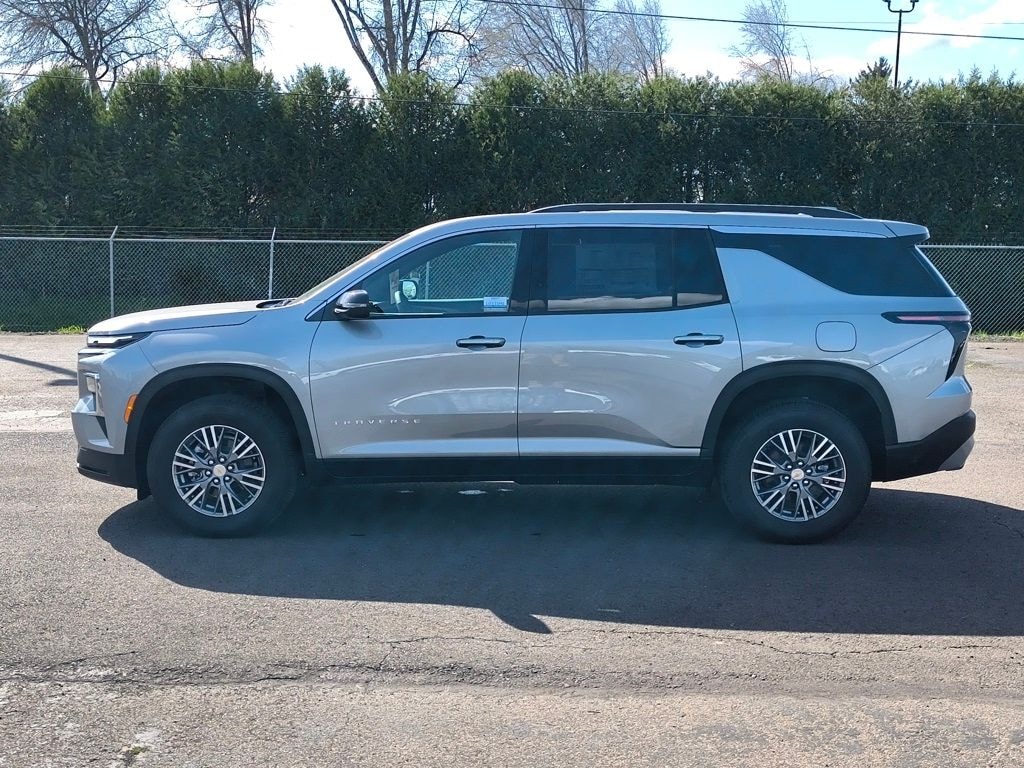 New 2025 Chevrolet Traverse LT SUV