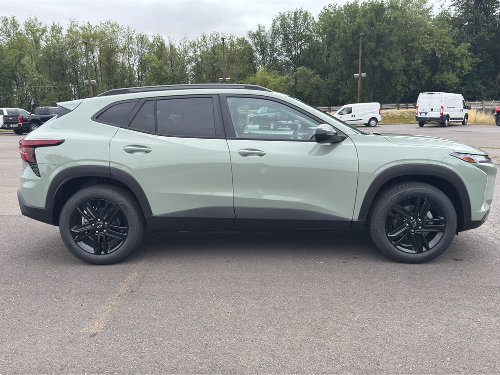 2026 Chevrolet Trax Activ - Photo 25