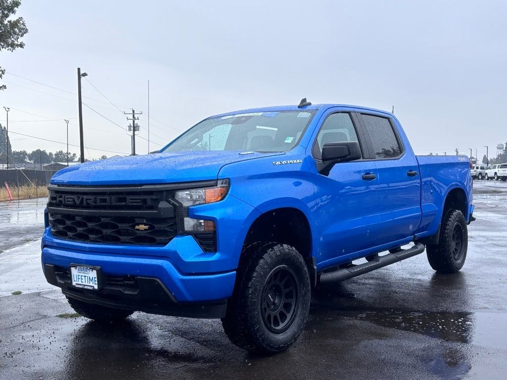 New 2025 Chevrolet Silverado 1500 Custom Truck