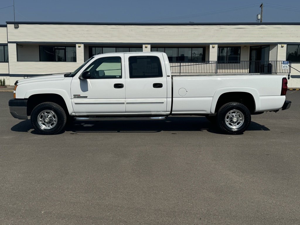 Used 2005 Chevrolet Silverado 2500HD LT with VIN 1GCHC23295F964152 for sale in Junction City, OR