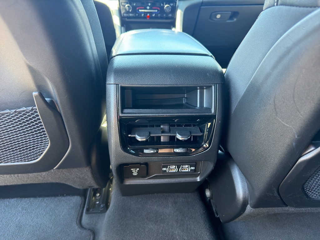 2023 Jeep Grand Cherokee Altitude - Photo 29