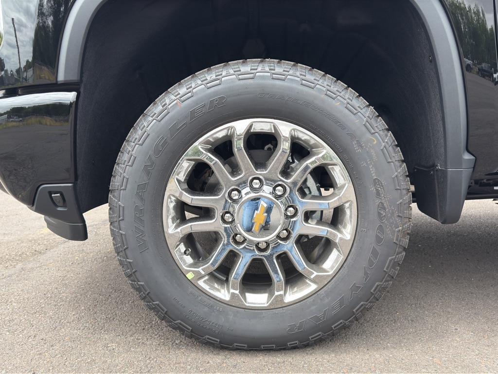 2026 Chevrolet Silverado 3500 HD LT - Photo 6