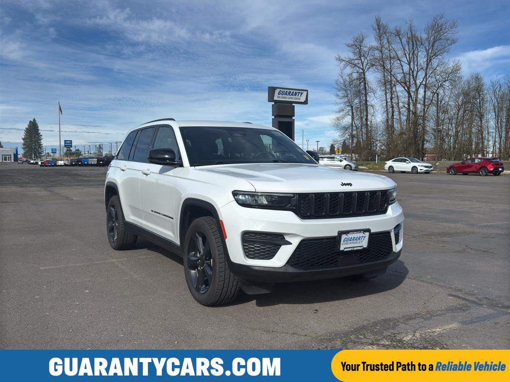 2023 Jeep Grand Cherokee Altitude 4x4's photo