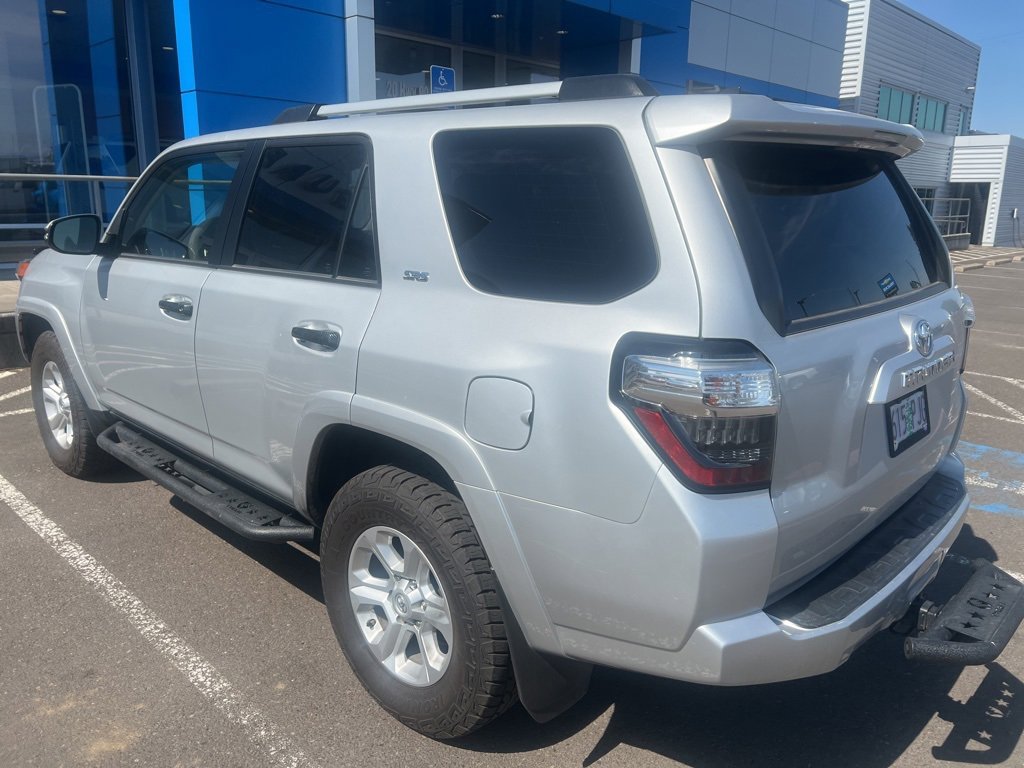 2021 Toyota 4Runner SR5 Premium photo 4