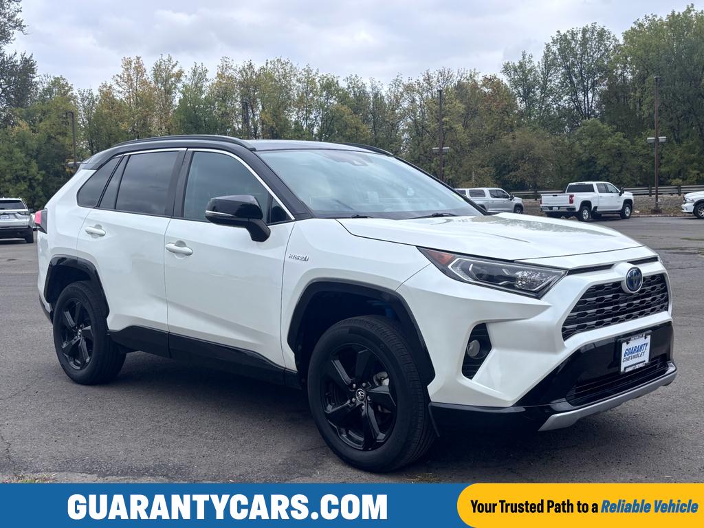 2020 Toyota RAV4 XSE's photo