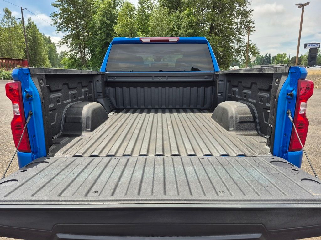 2025 Chevrolet Silverado 1500 Custom - Photo 8
