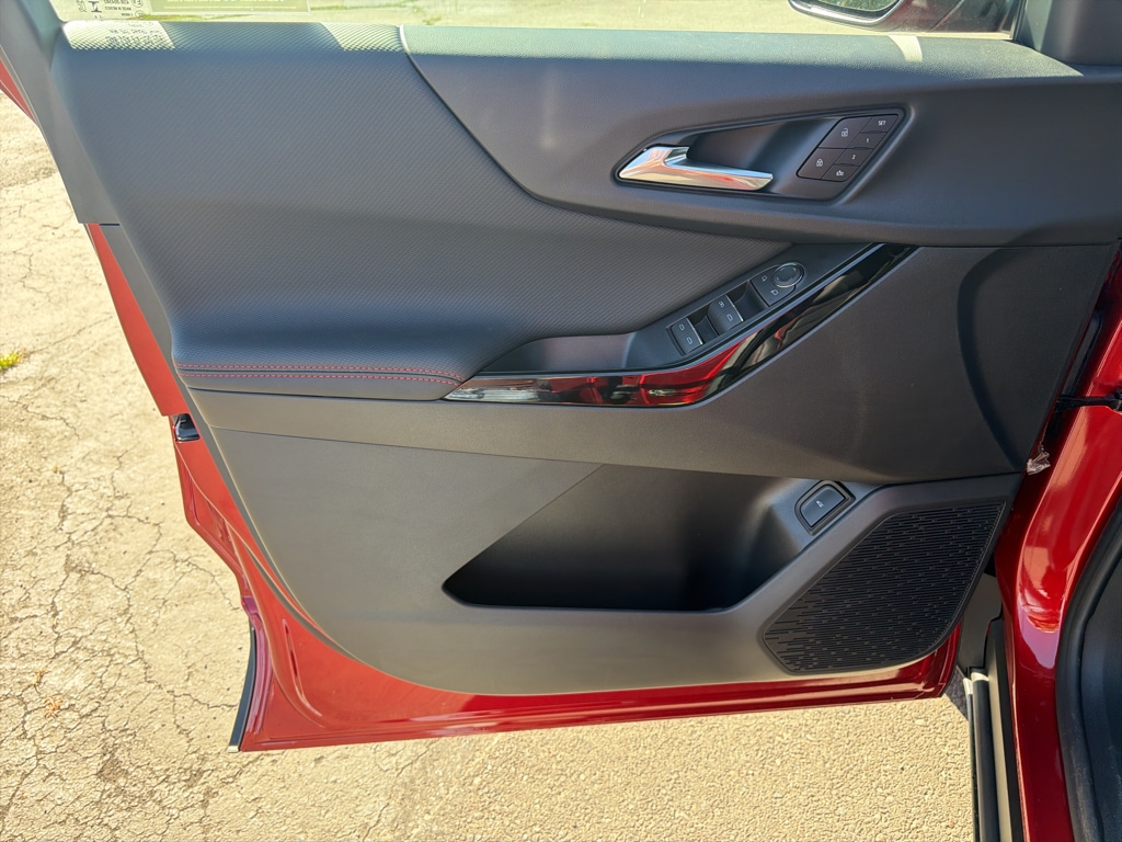 2027 Chevrolet Equinox RS - Photo 20