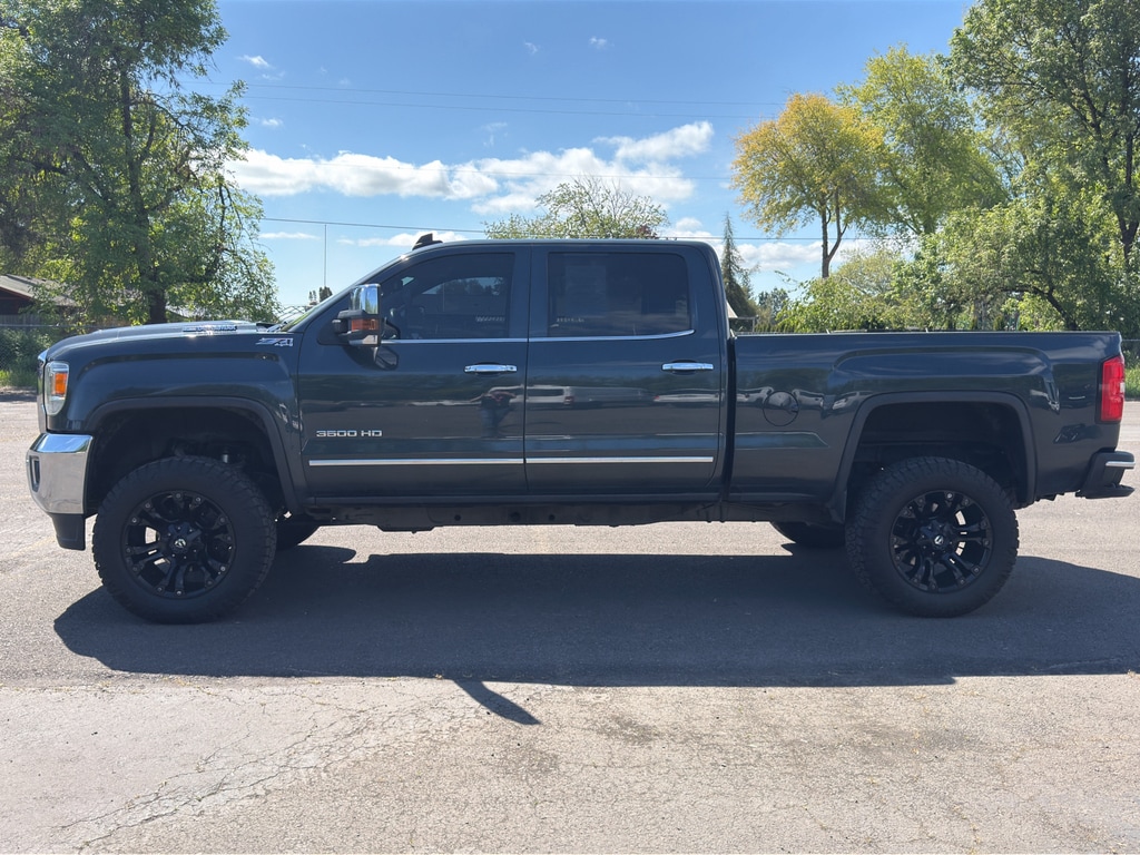 2018 GMC Sierra 3500HD SLT - Photo 18