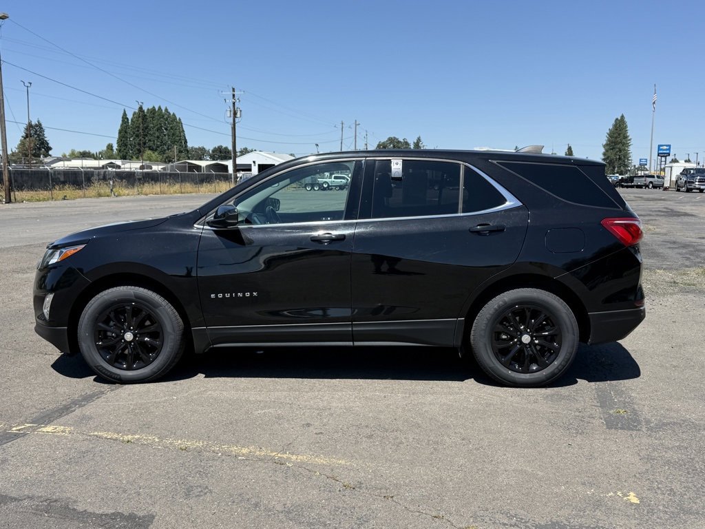 2020 Chevrolet Equinox LT photo 2