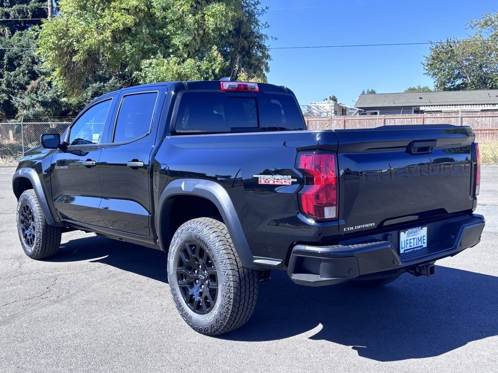 2026 Chevrolet Colorado Trail Boss photo 3
