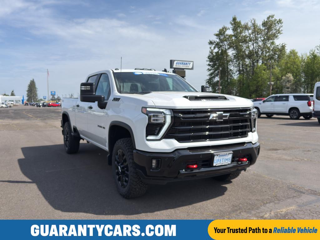 2026 Chevrolet Silverado HD LT 4WD Crew Cab Standard Box SRW's photo