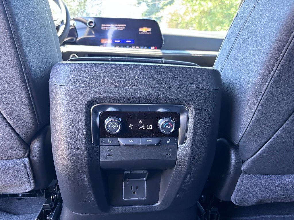 2025 Chevrolet Tahoe Premier - Photo 41