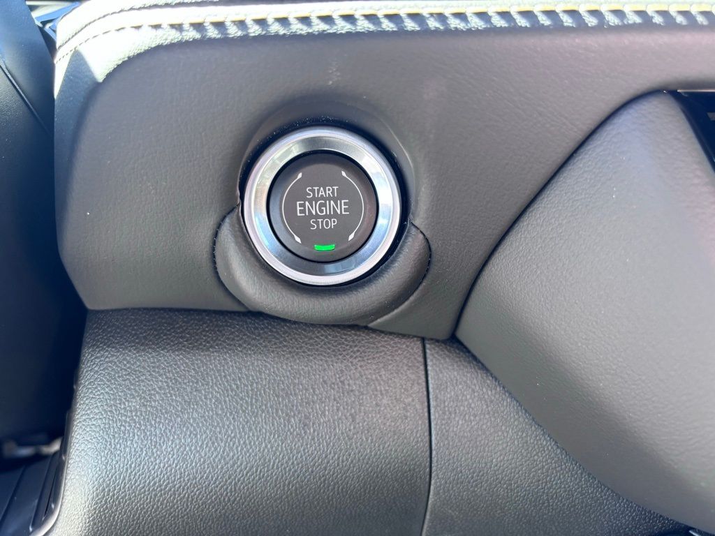 2025 Chevrolet Tahoe Premier - Photo 26