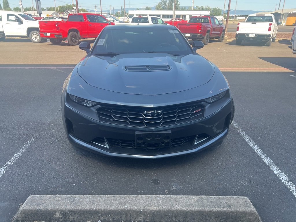 2022 Chevrolet Camaro LT1 photo 3