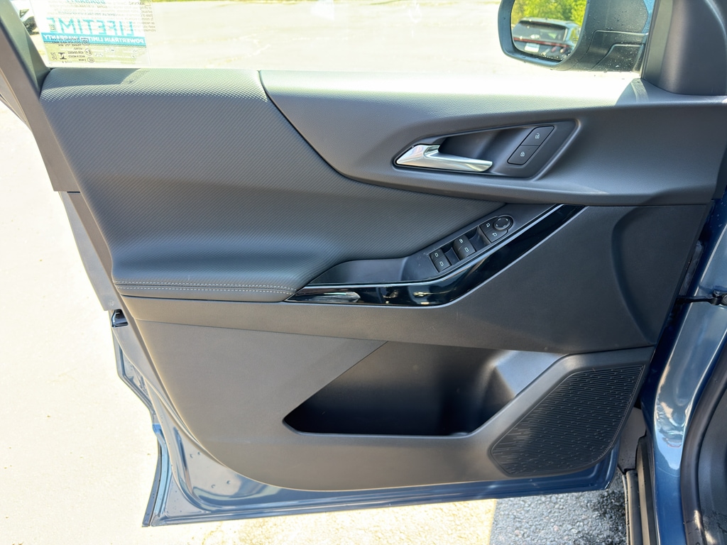 2026 Chevrolet Equinox LT - Photo 18