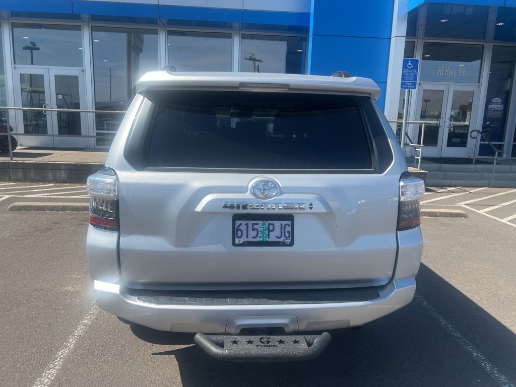 2021 Toyota 4Runner SR5 Premium photo 3