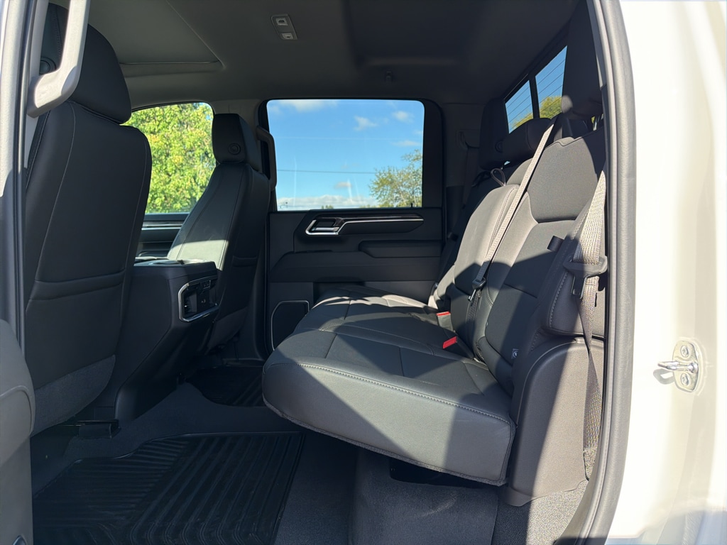 2026 Chevrolet Silverado 2500 HD LTZ - Photo 16