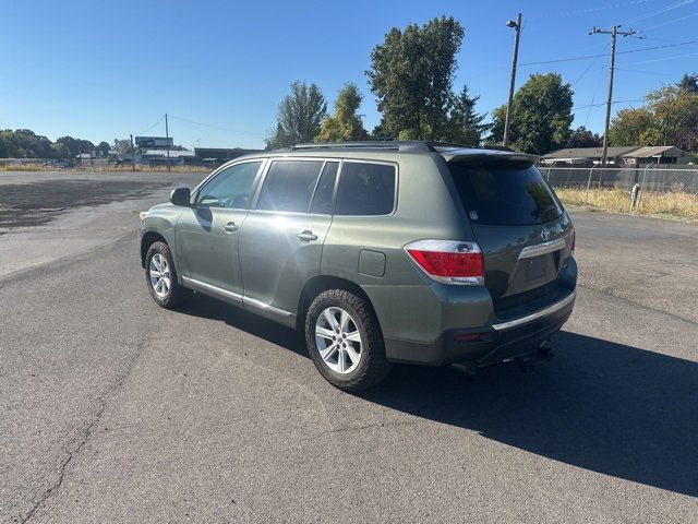 2013 Toyota Highlander Base Hybrid photo 2