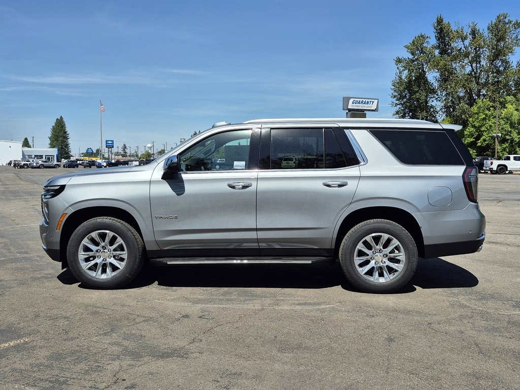 2025 Chevrolet Tahoe Premier photo 2