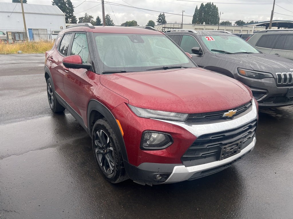 2022 Chevrolet Trailblazer LT photo 2