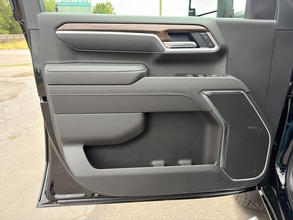 2026 Chevrolet Silverado 3500 HD LT - Photo 18