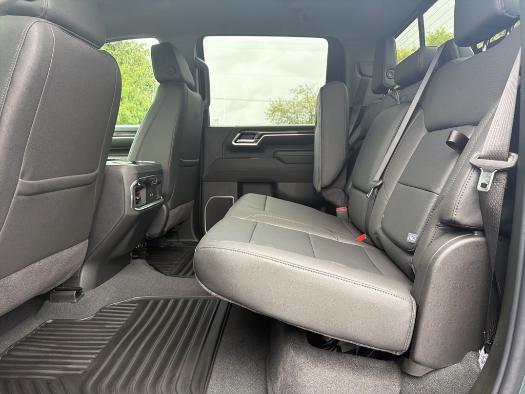 2026 Chevrolet Silverado 3500 HD LTZ - Photo 14