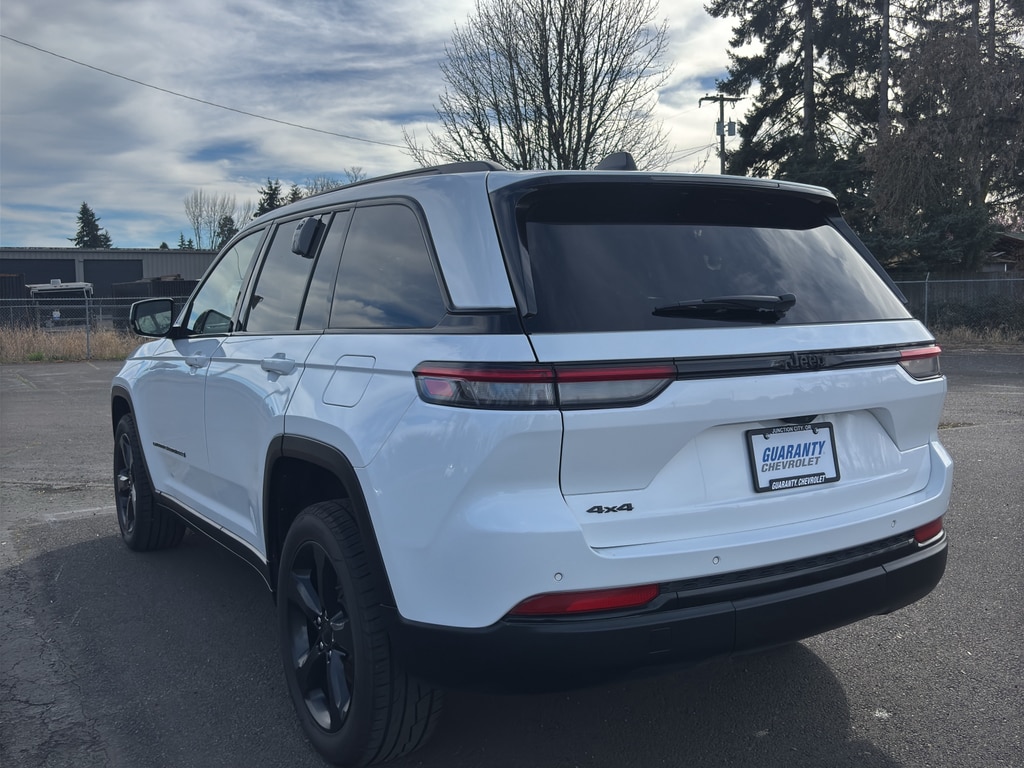 2023 Jeep Grand Cherokee Altitude - Photo 22