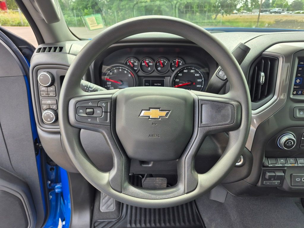 2025 Chevrolet Silverado 1500 Custom - Photo 14