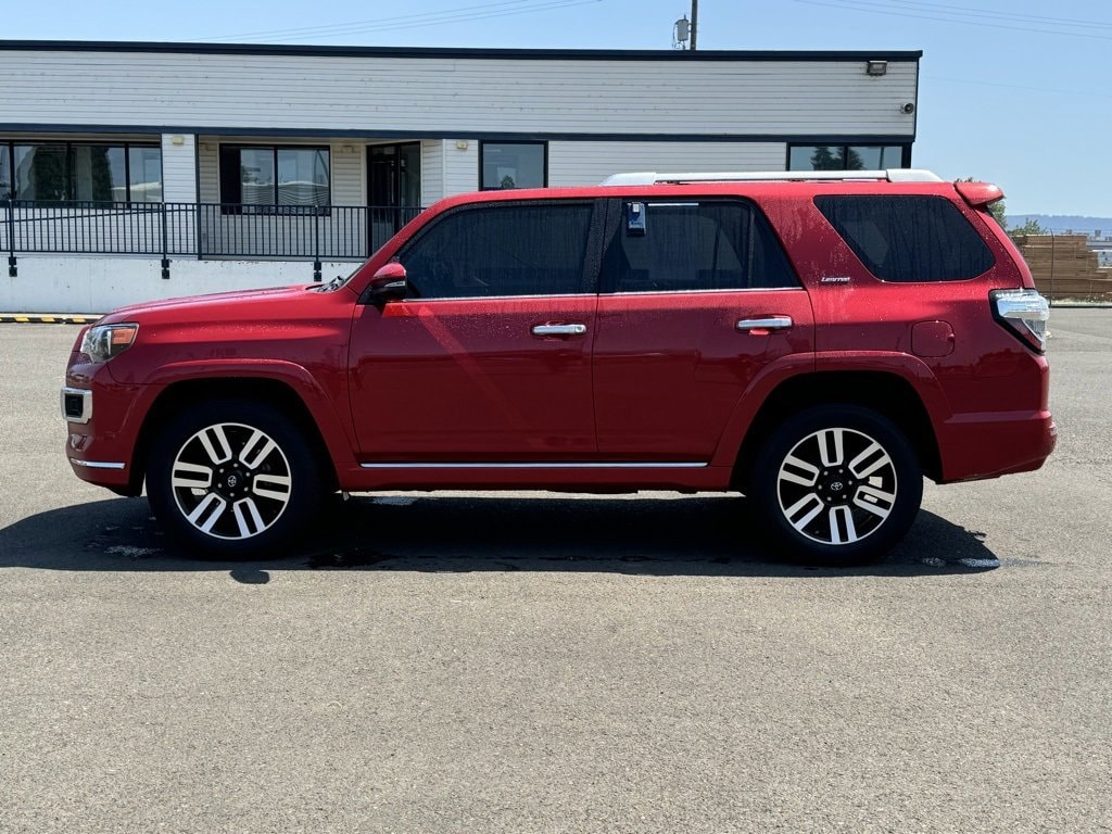 Used 2015 Toyota 4Runner Limited with VIN JTEBU5JR3F5212986 for sale in Junction City, OR