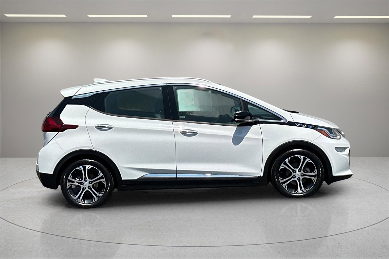Used 2019 Chevrolet Bolt EV Premier with VIN 1G1FZ6S05K4101717 for sale in Santa Ana, CA