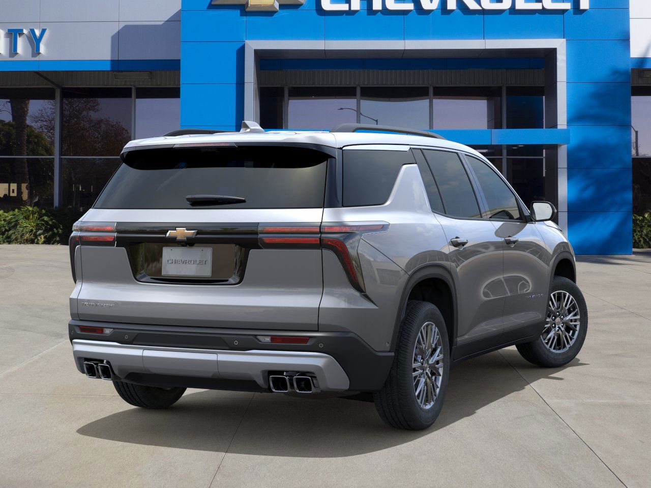 2026 Chevrolet Traverse photo 2