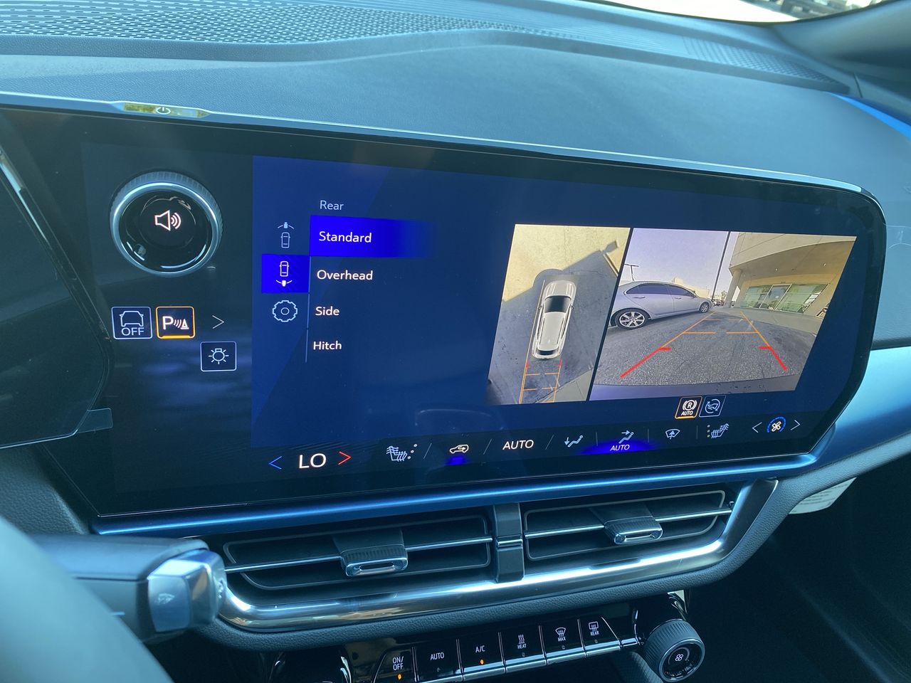 2026 Chevrolet Equinox EV 2LT - Photo 40
