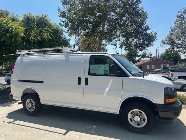 2025 Chevrolet Express Cargo Work Van - Photo 19