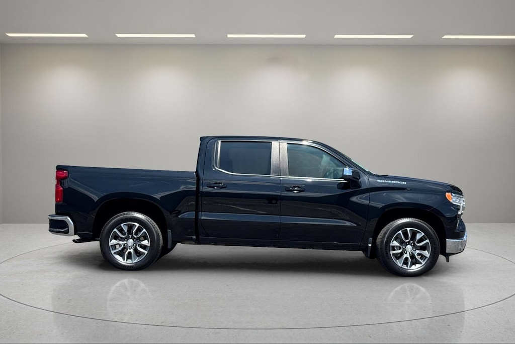 Used 2023 Chevrolet Silverado 1500 LT Truck