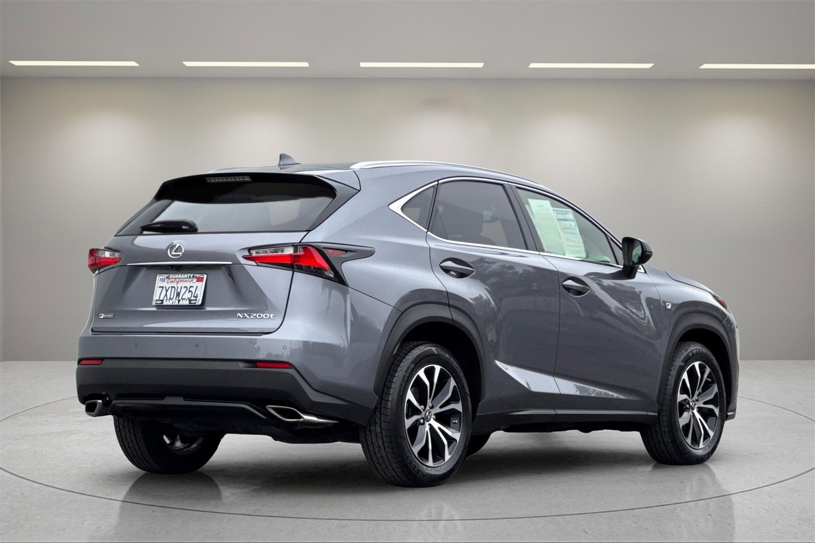 2017 Lexus NX 200t Luxury photo 3