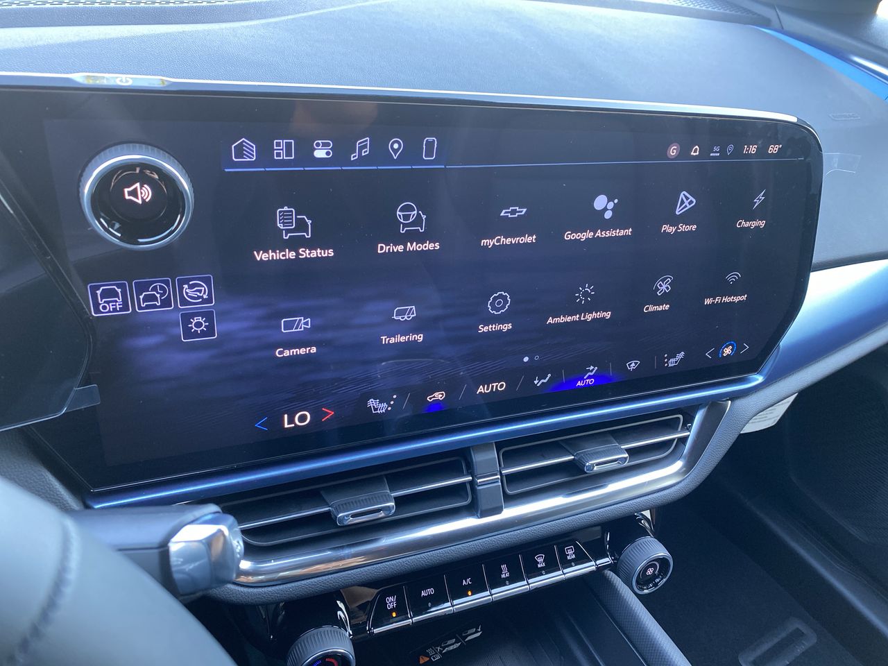 2026 Chevrolet Equinox EV 2LT - Photo 38