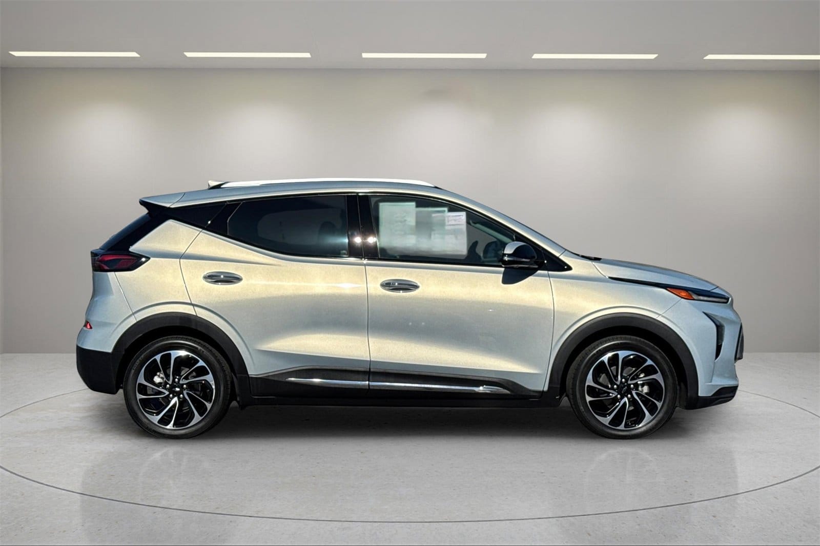 Certified 2022 Chevrolet Bolt EUV Premier with VIN 1G1FZ6S03N4115684 for sale in Santa Ana, CA