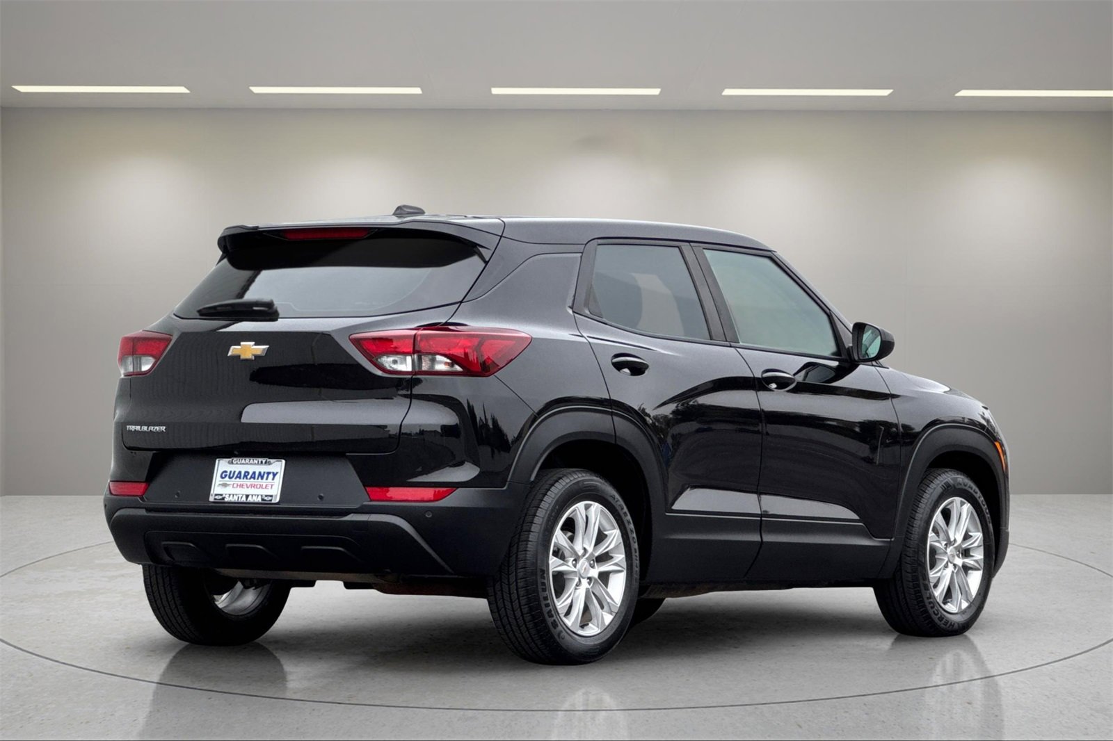 2022 Chevrolet Trailblazer LS photo 3