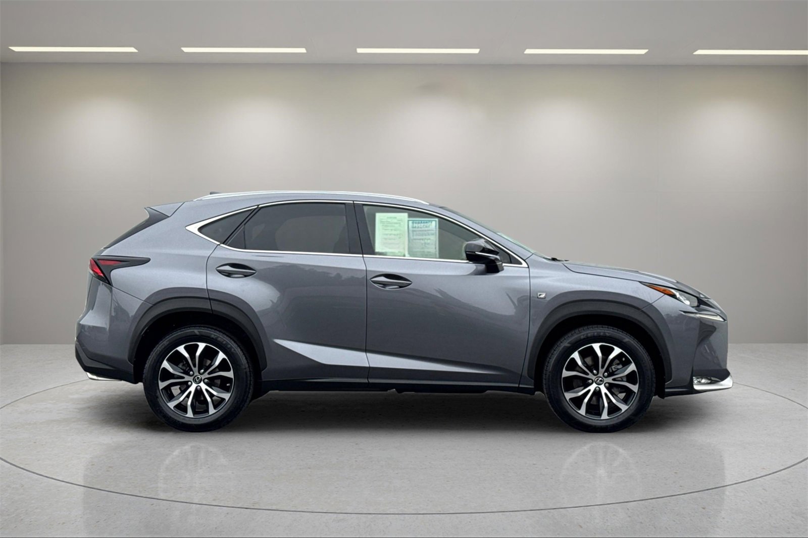 2017 Lexus NX 200t Luxury photo 2