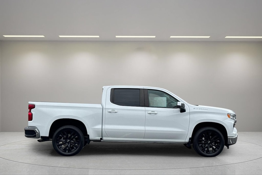 Used 2024 Chevrolet Silverado 1500 LT Truck