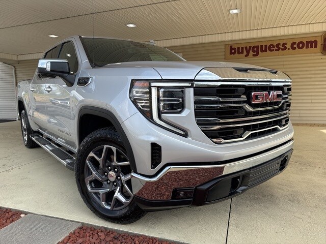 2022 Gmc Sierra 1500 SLT photo 2