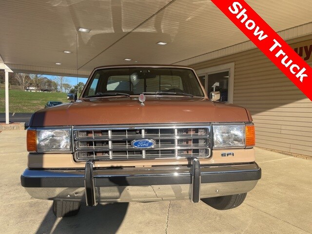 1990 Ford F-150 XLT Lariat photo 3