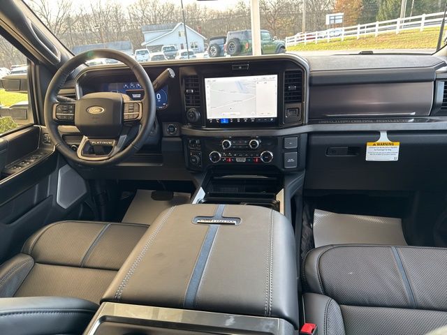 2026 Ford F-350 Super Duty Platinum - Photo 30