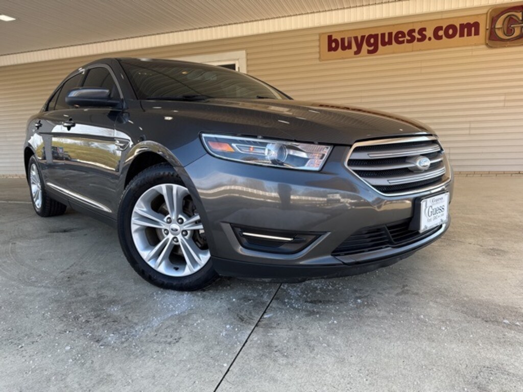 Used 2015 Ford Taurus SEL Sedan