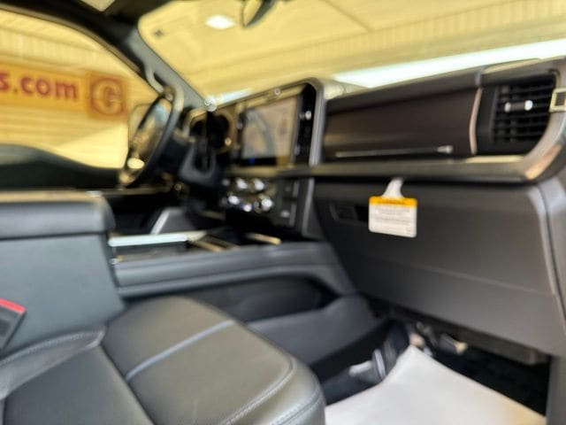 2026 Ford F-350 Super Duty Platinum - Photo 26