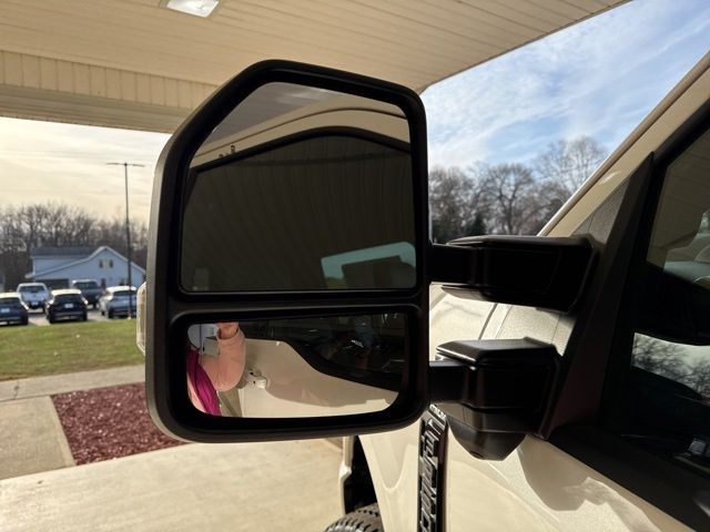 2026 Ford F-350 Super Duty Platinum - Photo 36
