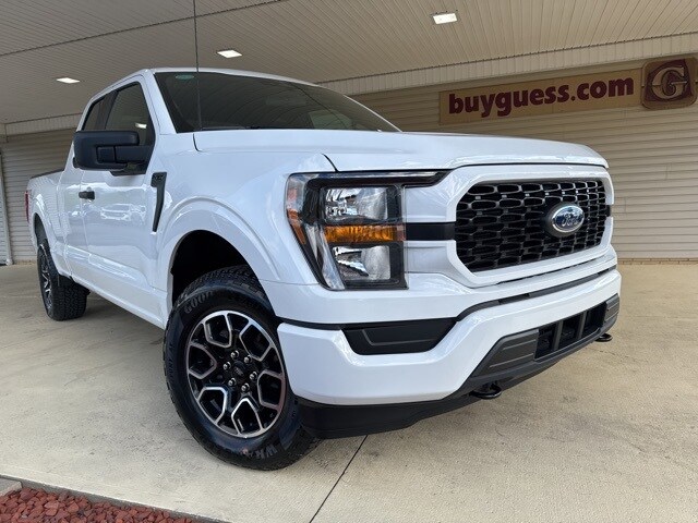 2023 Ford F-150 XL photo 2