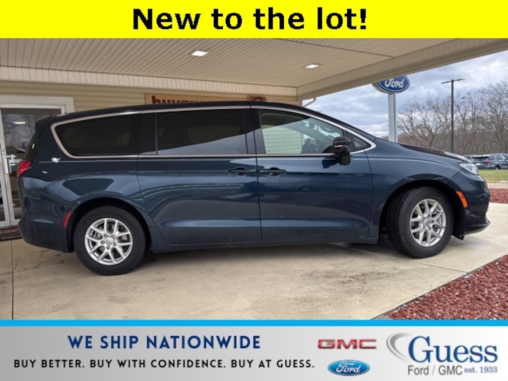 Certified 2024 Chrysler Pacifica Touring L Minivan/Van