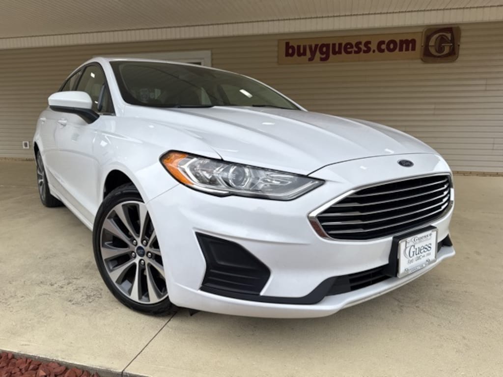 Used 2019 Ford Fusion SE Sedan
