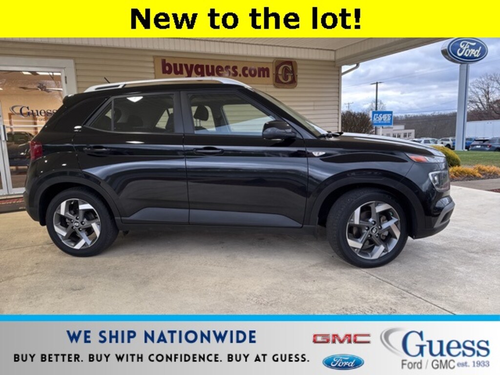 Used 2023 Hyundai Venue SEL SUV